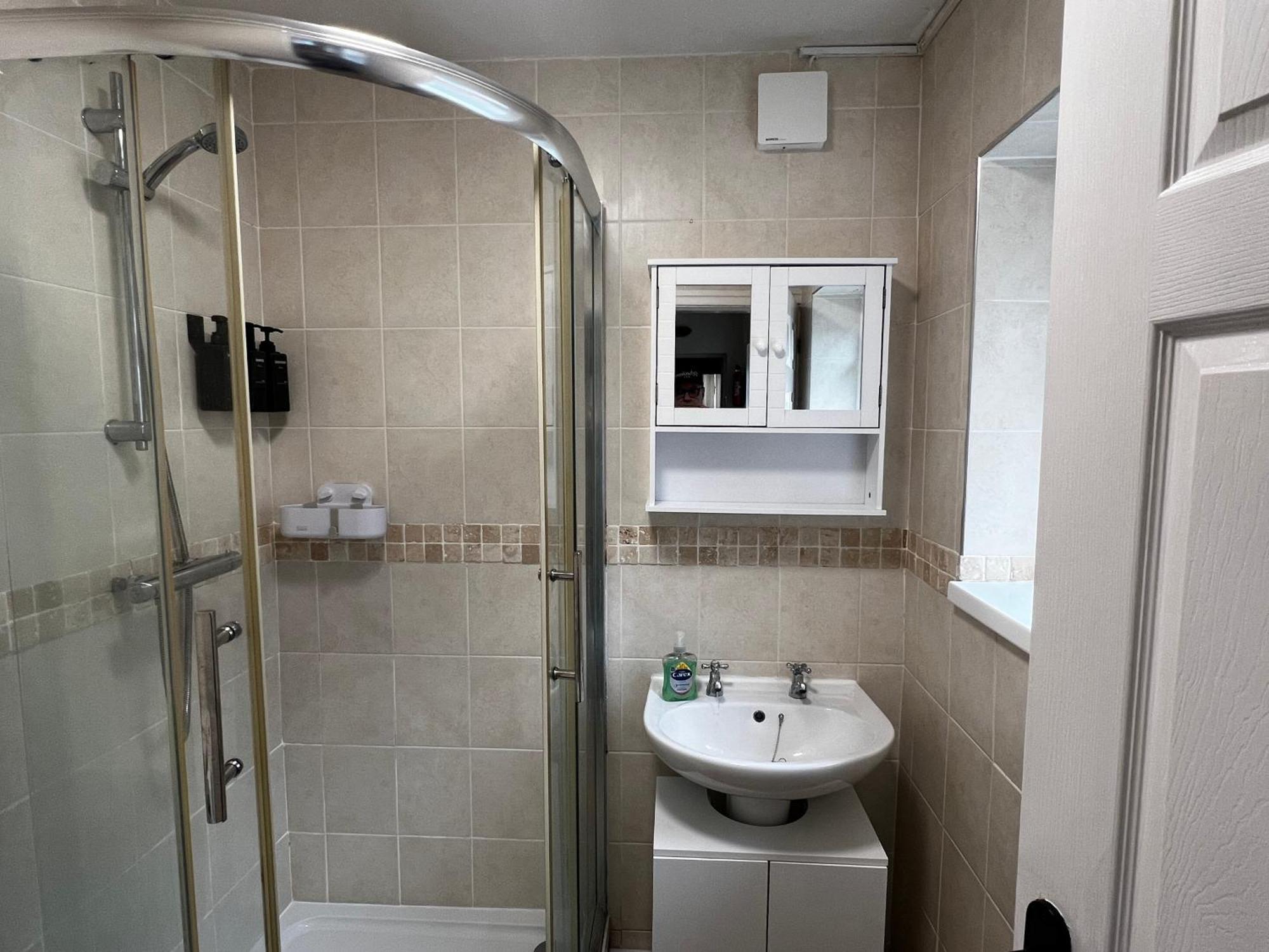 Robin'S Hollow: 2Bd Home Near Wrexham Afc Luaran gambar