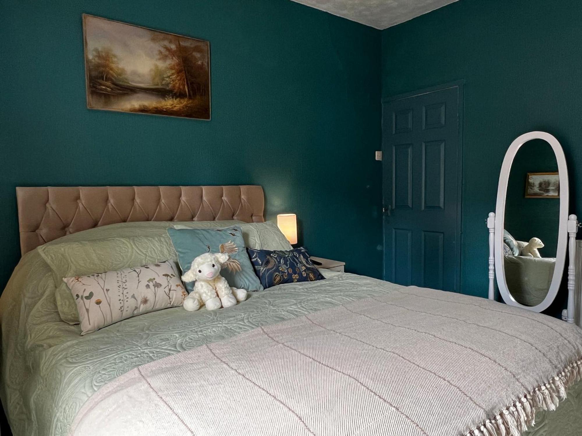 Robin'S Hollow: 2Bd Home Near Wrexham Afc Luaran gambar