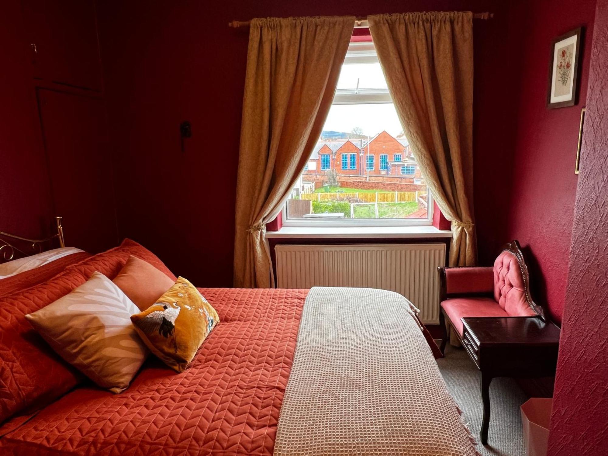 Robin'S Hollow: 2Bd Home Near Wrexham Afc Luaran gambar